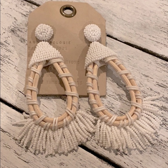 NWT! Beautiful beaded earrings from Anthropologie
